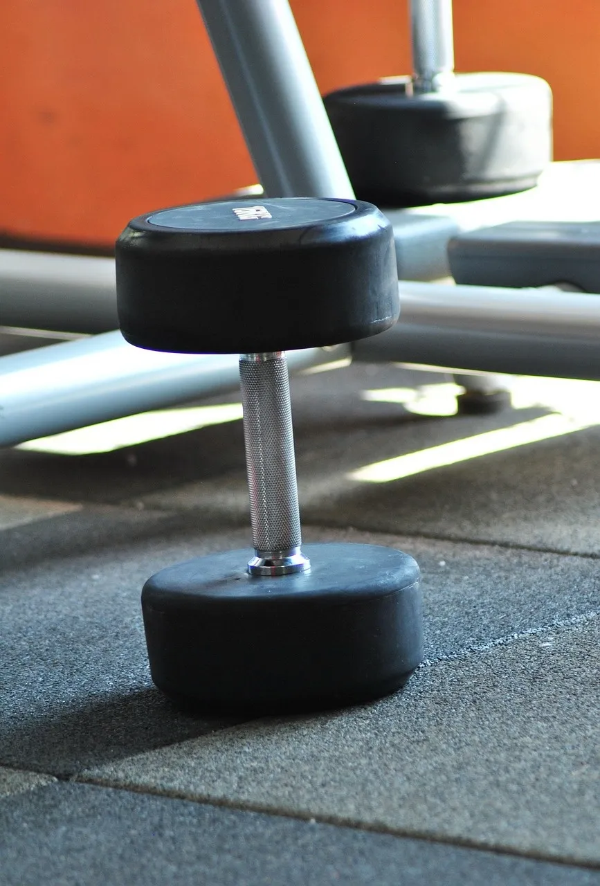 Athlet in konzentrierter Trainingshaltung